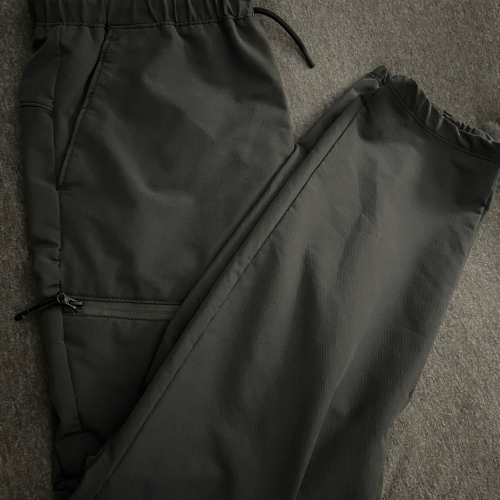 NeverStopHustling" Kids/Youth Cargo Jogger Pants Black - XL (14-16)Athletic/Casu
